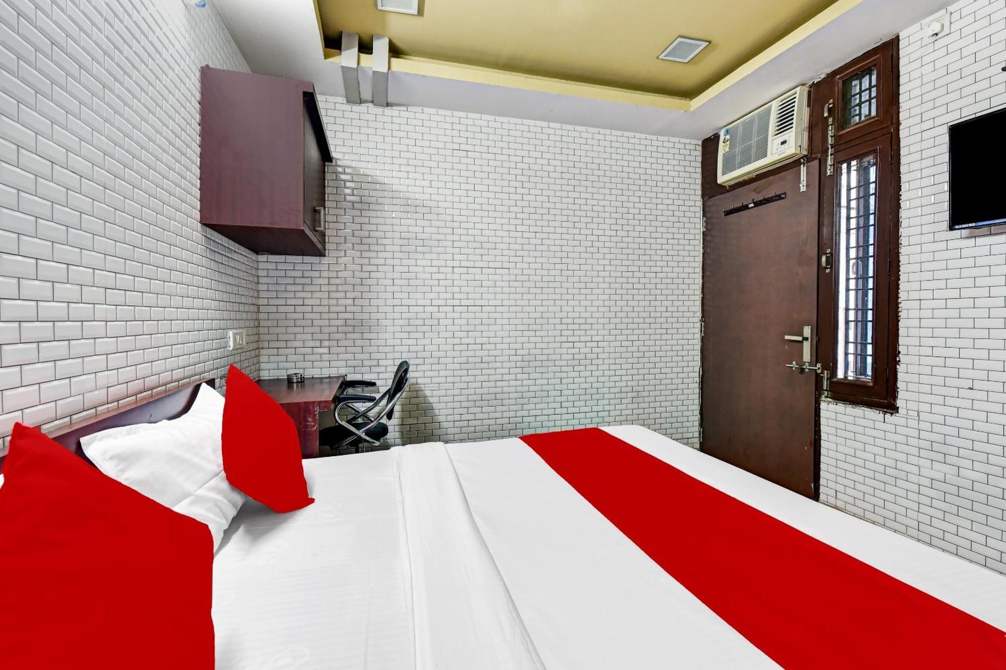 Hotel O Eleven Hotel & Banquet Кота Екстер'єр фото