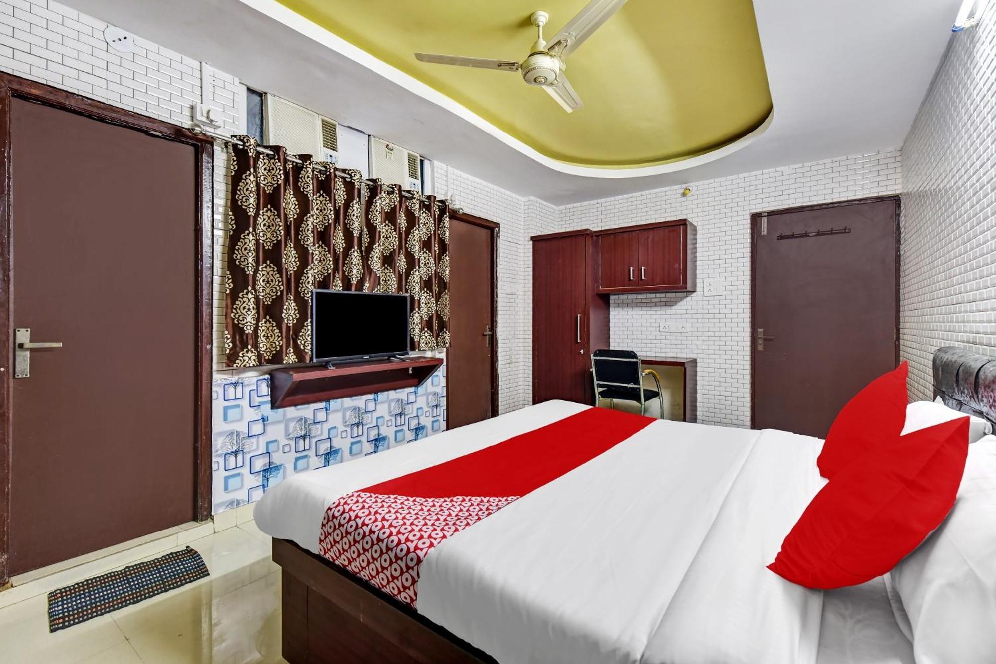 Hotel O Eleven Hotel & Banquet Кота Екстер'єр фото